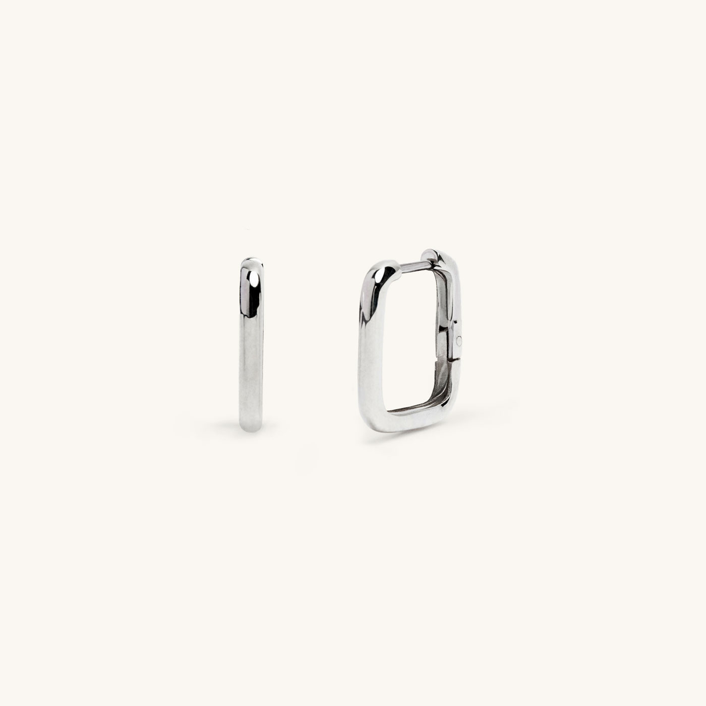 Rhiannon Hoops