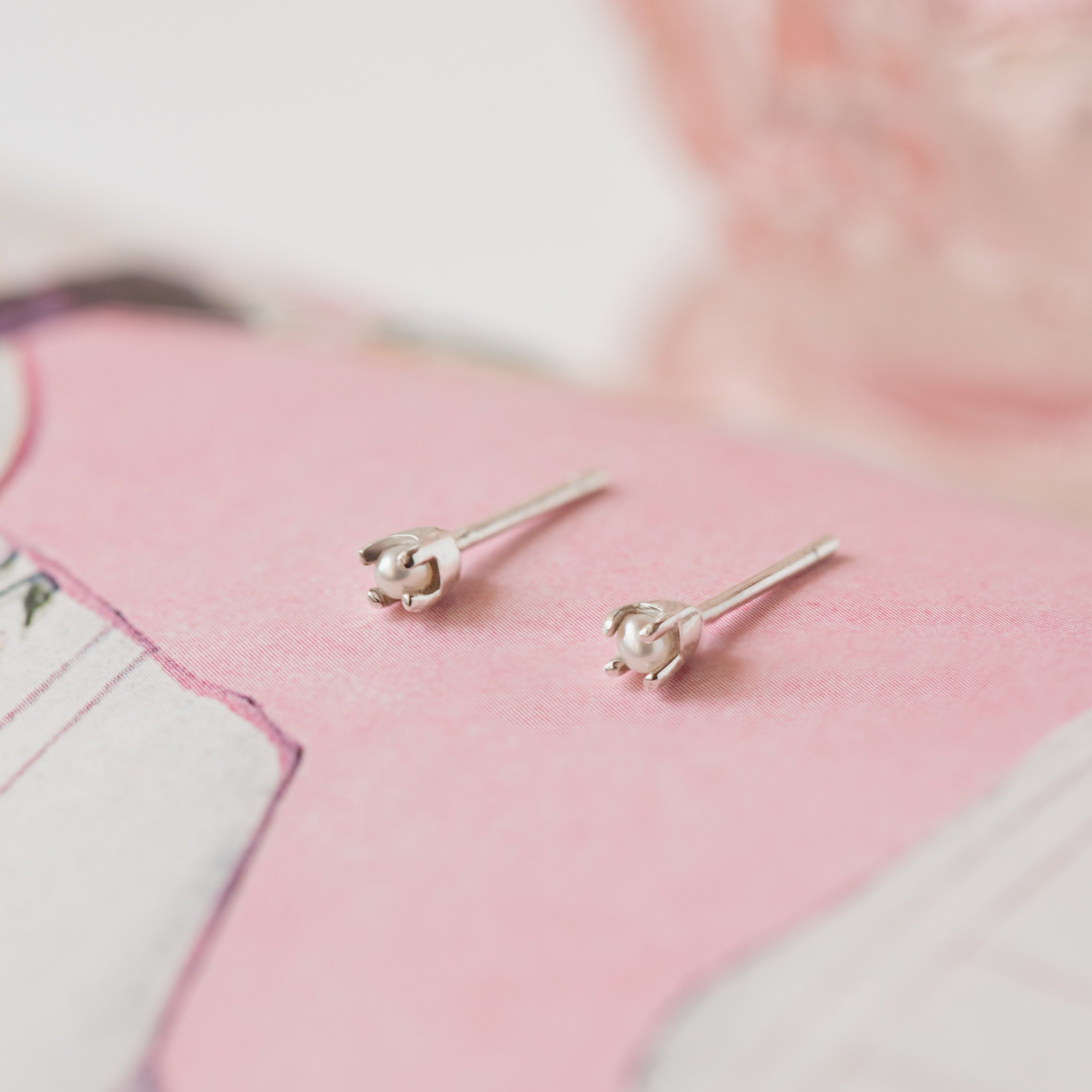Mini Pearl Studs