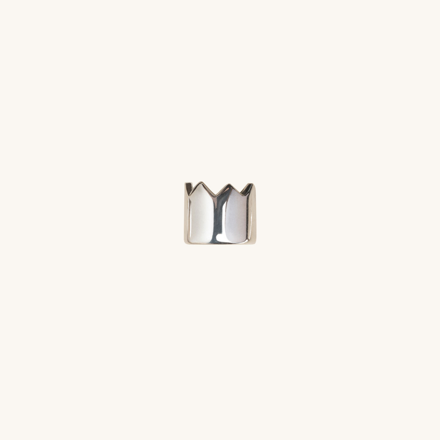 The Queen of Hearts Charm