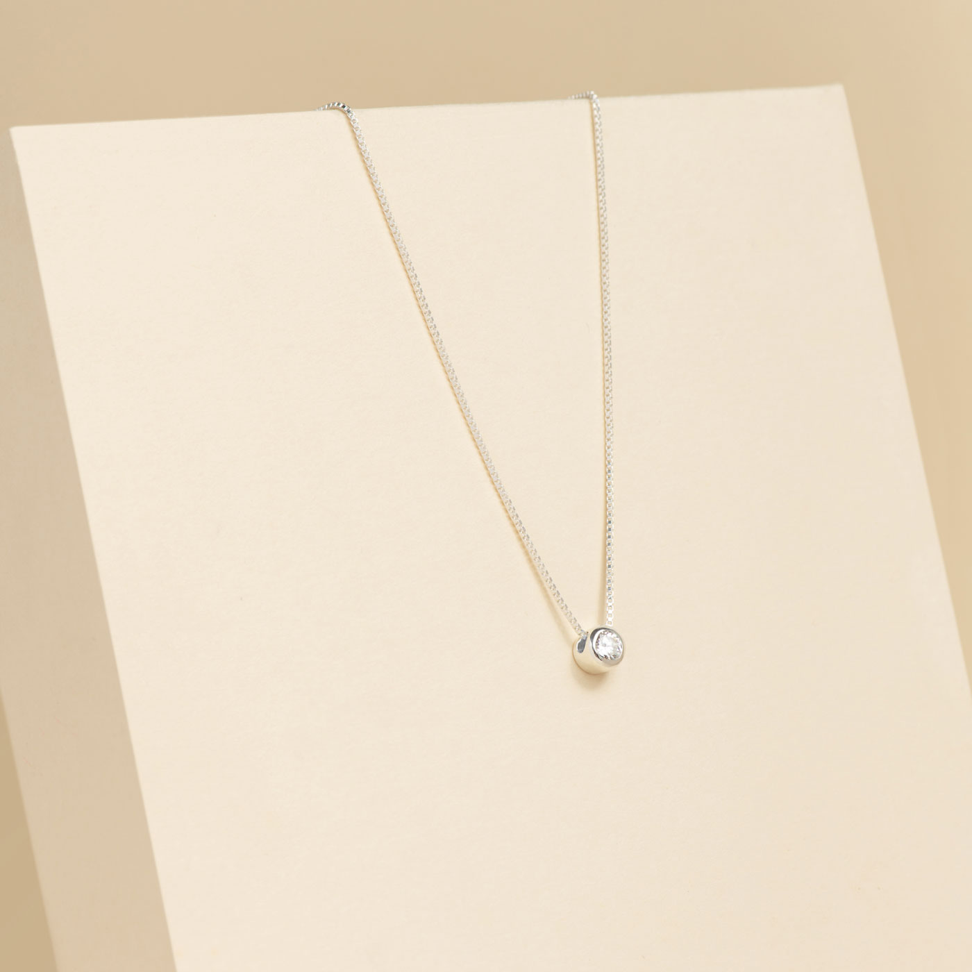 Collar Stella